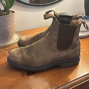 Blundstone Chelsea Boots